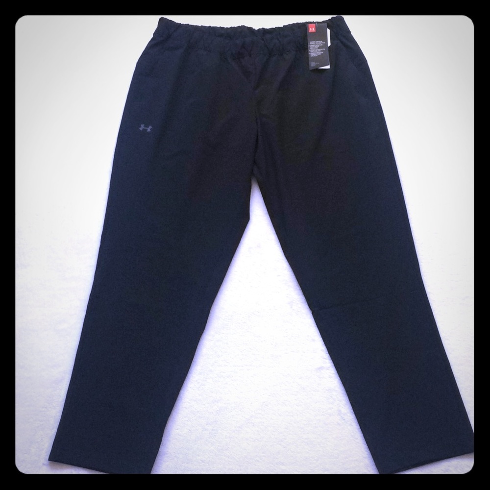Women's black UA loose fit joggers Sz L